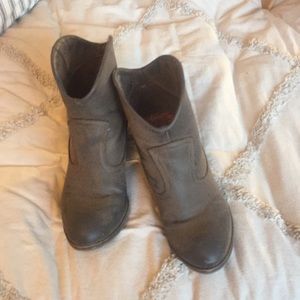 Rocket dog Brown Booties Size 7.5